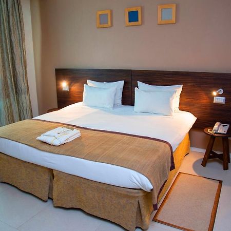 Hotel La Villette Antananarivo Ngoại thất bức ảnh