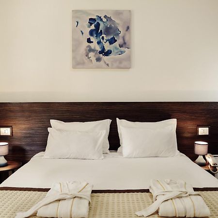 Hotel La Villette Antananarivo Ngoại thất bức ảnh