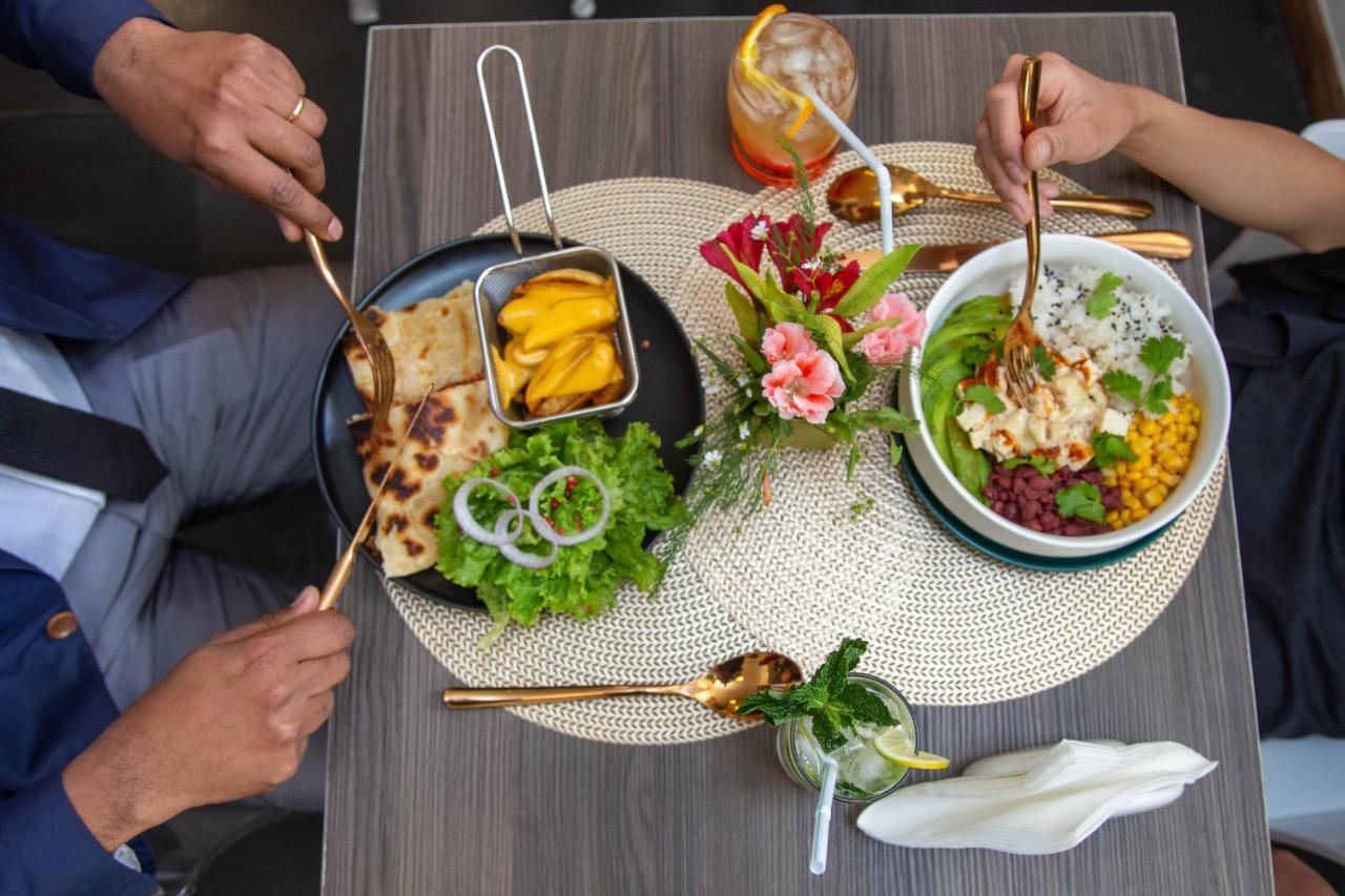 Hotel La Villette Antananarivo Ngoại thất bức ảnh