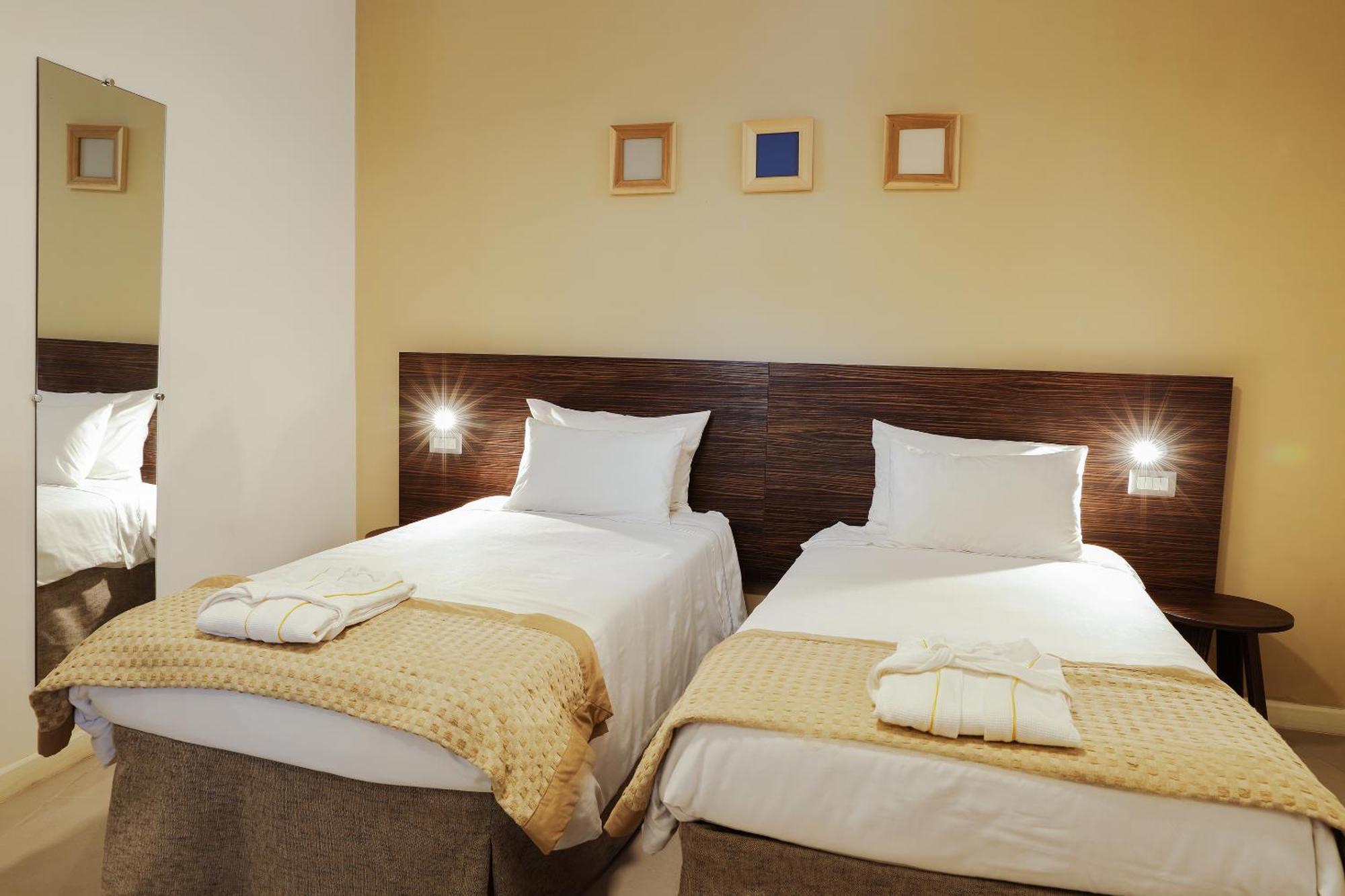 Hotel La Villette Antananarivo Ngoại thất bức ảnh