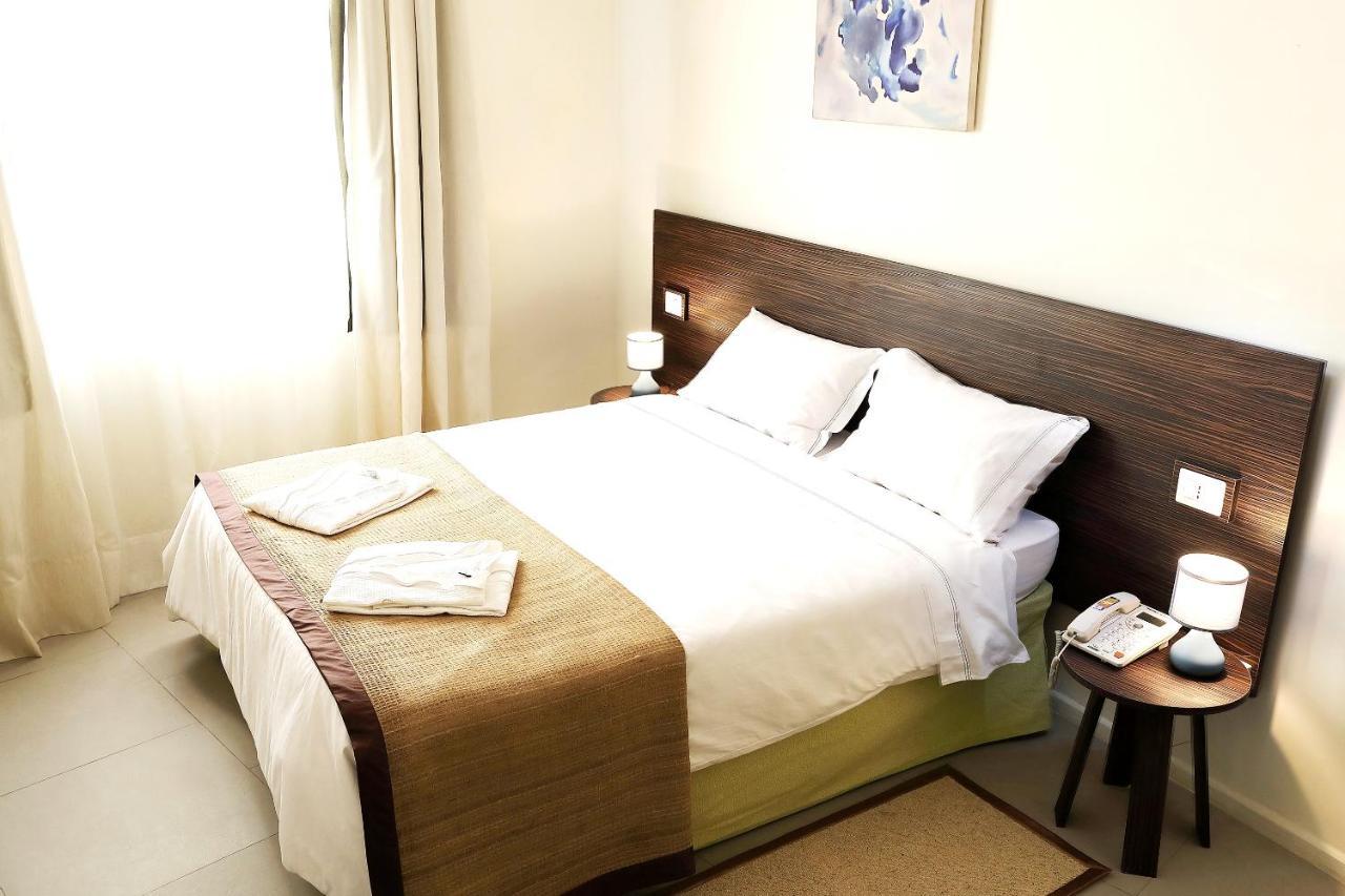 Hotel La Villette Antananarivo Ngoại thất bức ảnh